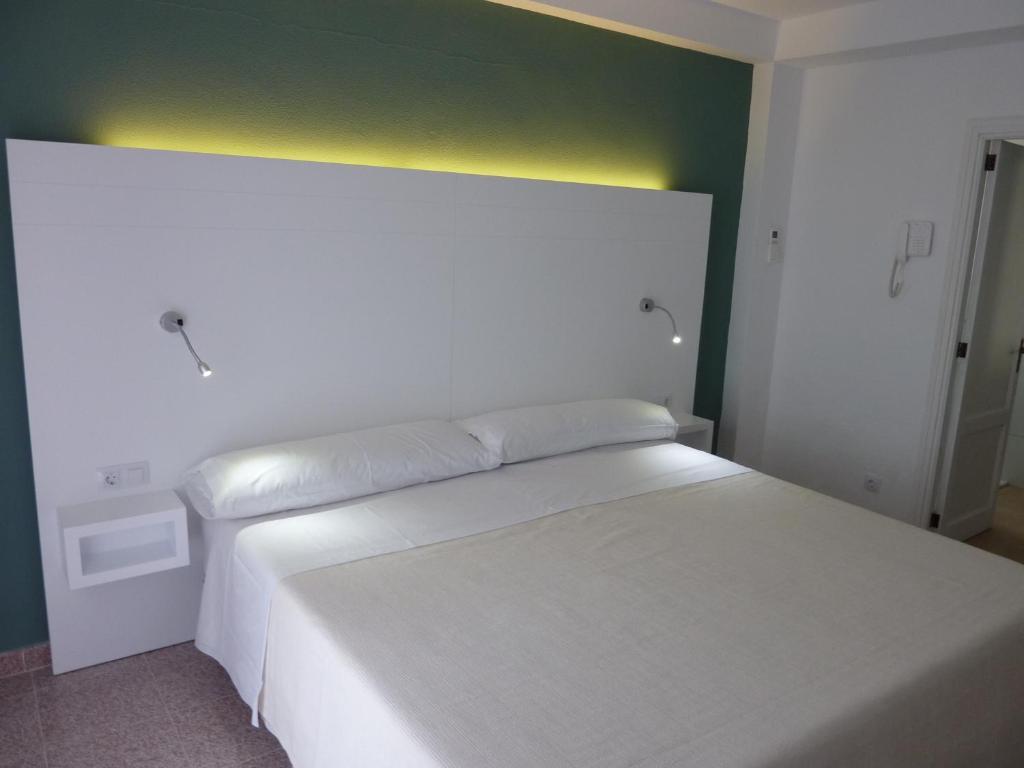 Hotel Sa Roqueta Can Picafort Adults Only Værelse billede